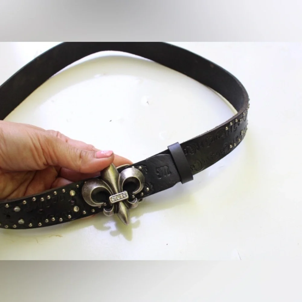 NWOT miss me fleur belt